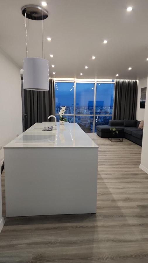 Durres City Apartment, City Center & Close To The Beach 외부 사진
