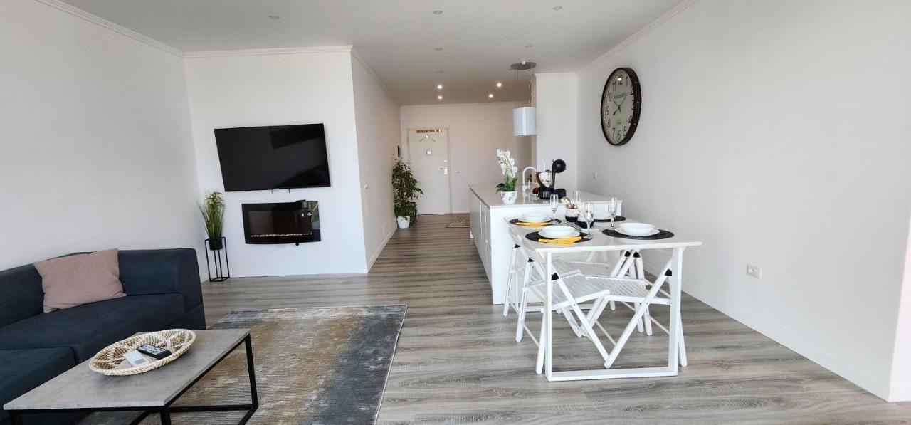 Durres City Apartment, City Center & Close To The Beach 외부 사진